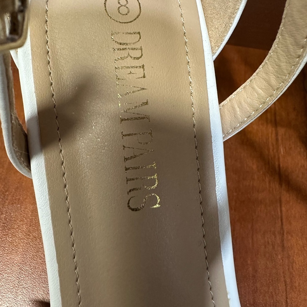 Dream Pairs White Sandals View 3